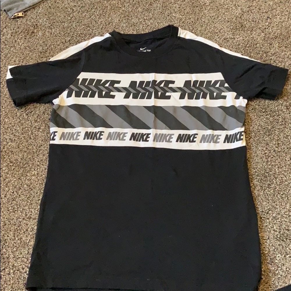 nike boy shirts size large an medium